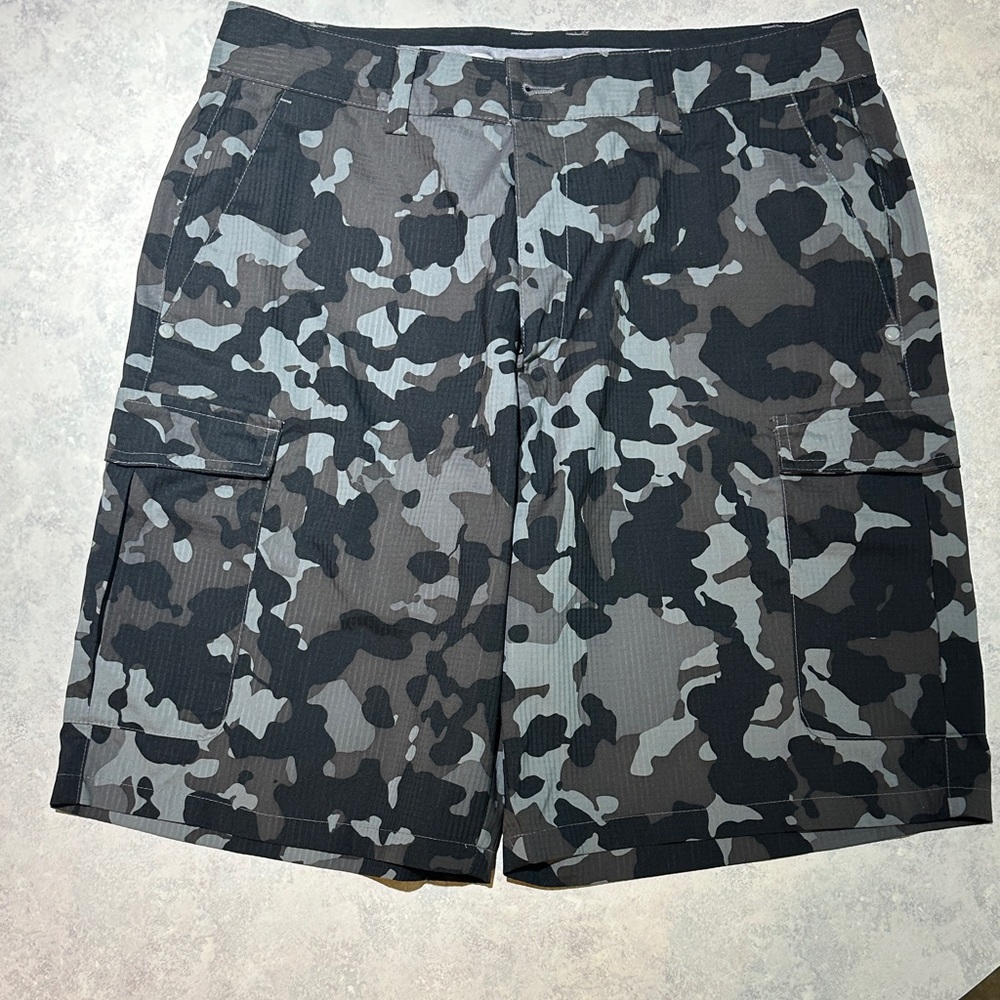 Men's Under Armour Camouflage Cargo Shorts